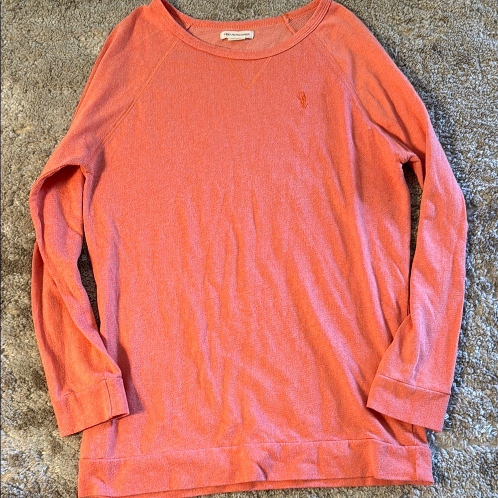 🍍Obey Propaganda long sleeve top🍍Sz M🍍Pit to pit 20”🍍length 29”🍍